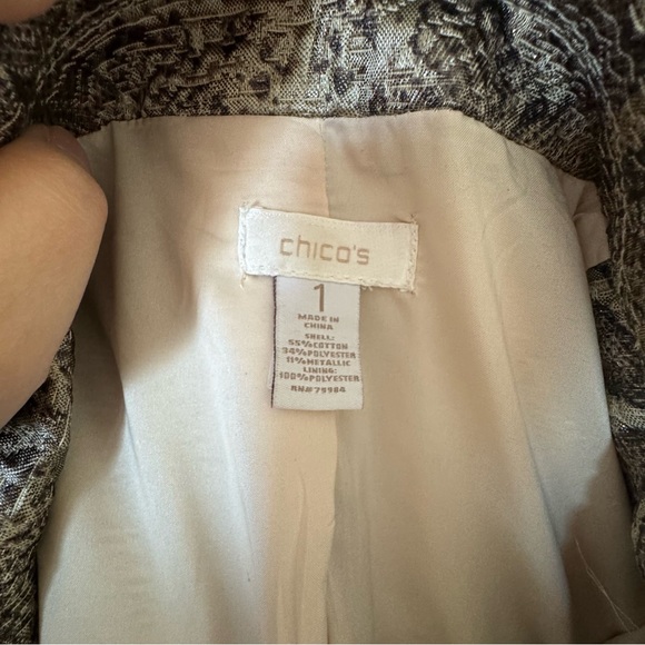 Chico’s snakeskin brocade blazer Cool dual - Picture 5 of 5
